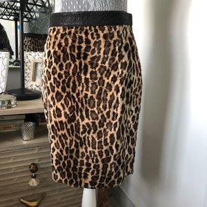 Elizabeth & James faux fur leopard print skirt Sz 6
